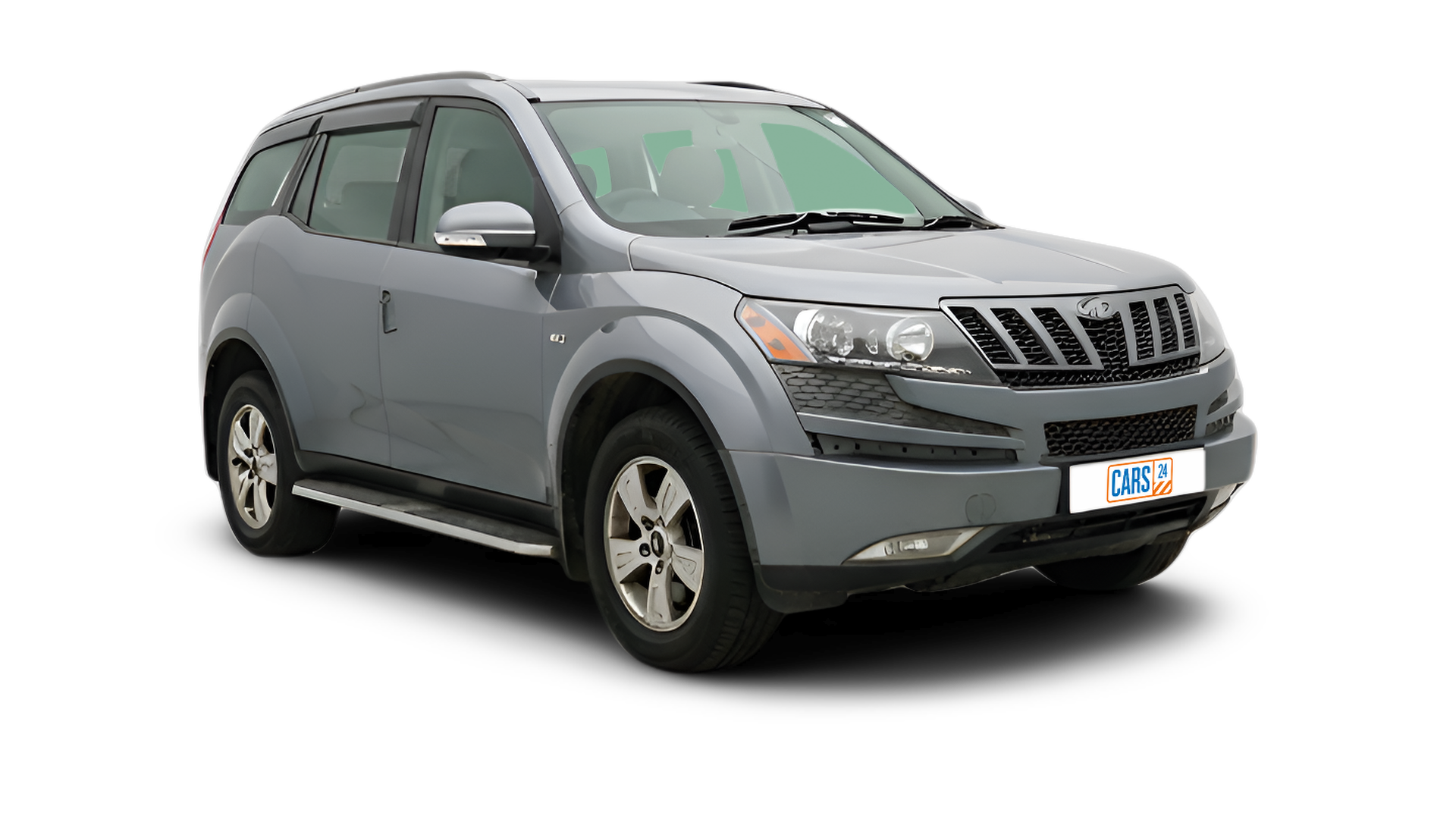 Mahindra XUV500-img